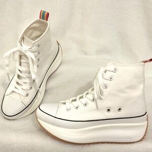 White Madden Girl WINNONA Fabric High Top Platform Round Toe Sneakers Size 6M